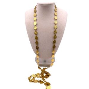 ❤️ Camellia Stamped Gold Coin Necklace